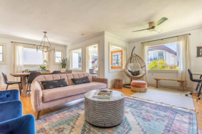 Hermosa Bungalow 1920s Charm Steps to the Strand